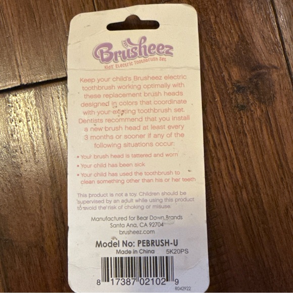 Brusheez®‎ Electronic Toothbrush 2 Count (Pack of 1), Sparkle the Unicorn - Picture 2 of 2